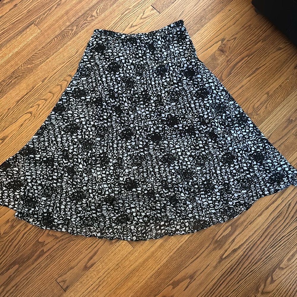 Vince Camuto lined skirt